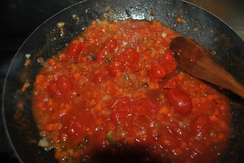 Rollè di Lasagna con Uova, Salsiccia e Zucchine grigliate preparazione 4